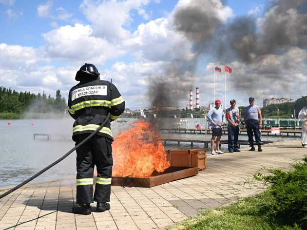 Более 450 юных краснодарцев приняли участие в учениях по обеспечению безопасности на водных объектах