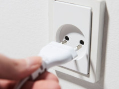 Перед сном выключи электроприборы из розеток